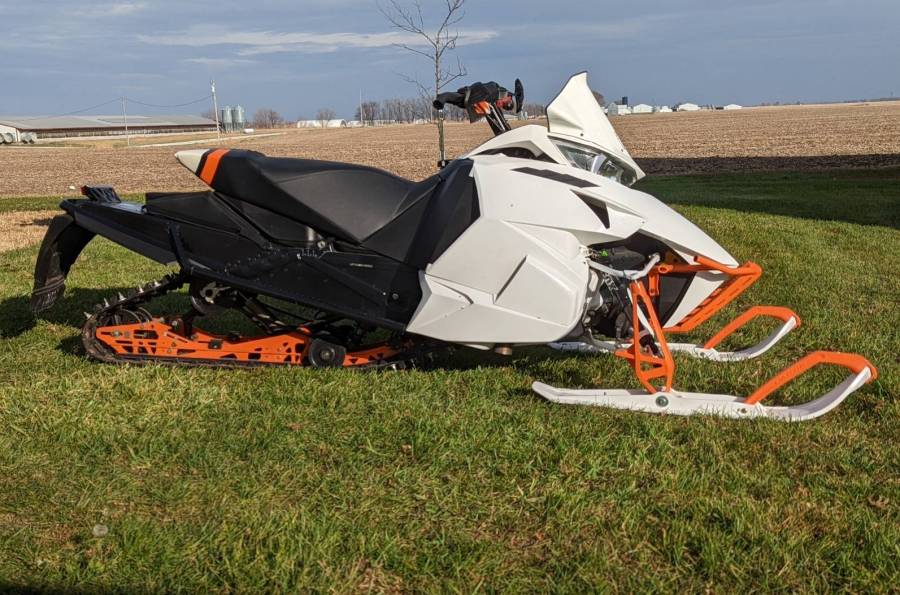 Pre-Owned 2015 Arctic Cat ZR 9000 - Image 2