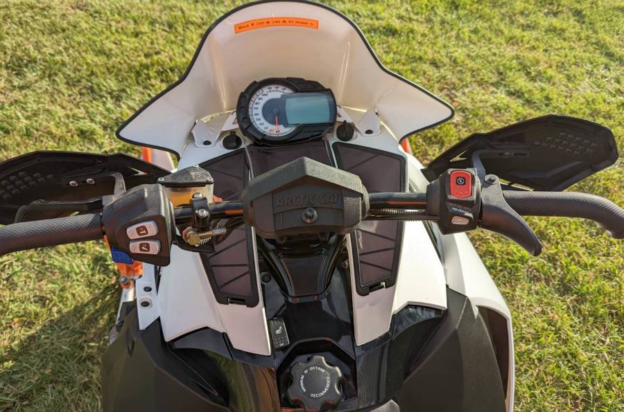 Pre-Owned 2015 Arctic Cat ZR 9000 - Image 15