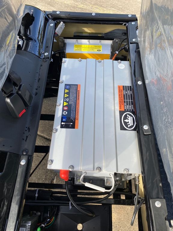 2022 Evolution Electric Vehicles Turfman 200 - Image 6