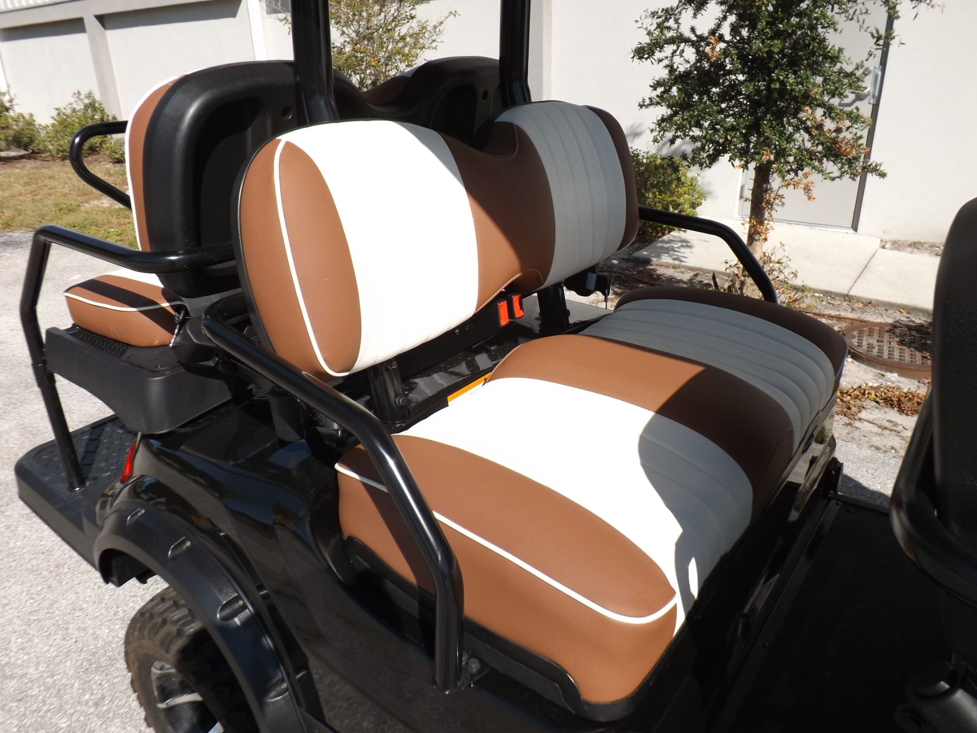 2022 Advanced EV Golf Cart AEV - Image 5