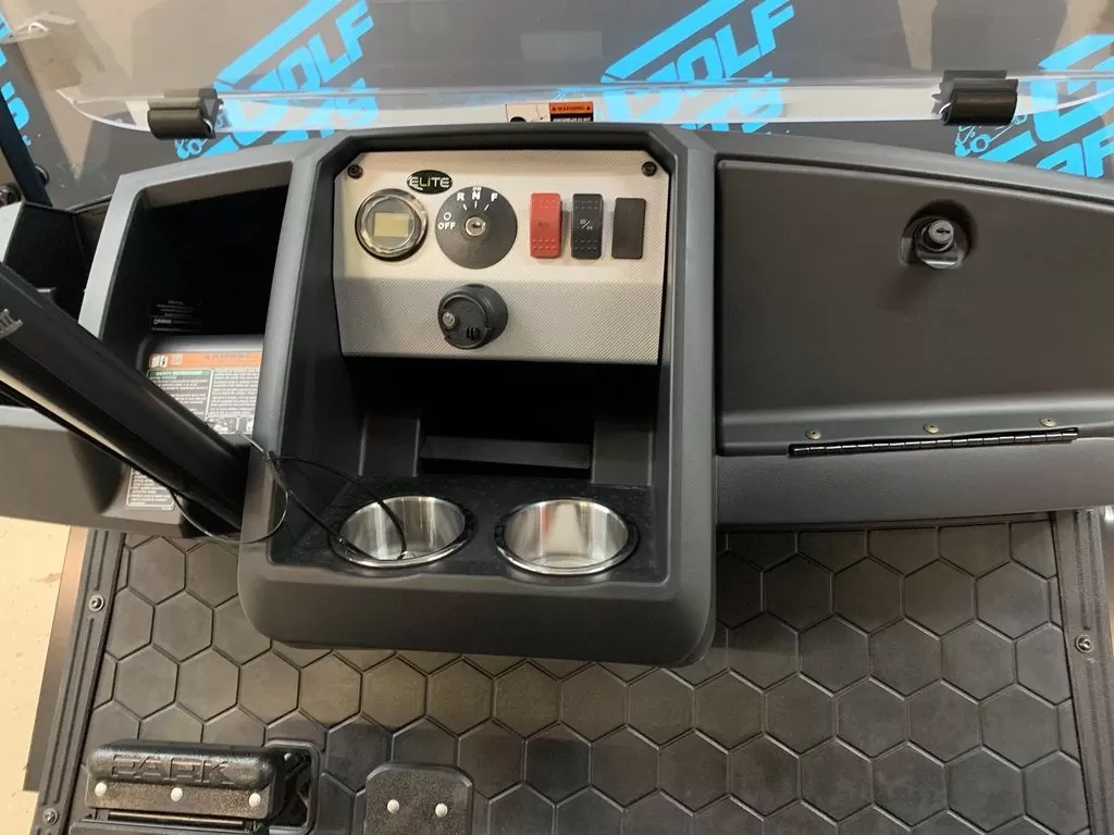 2023 EZGo Express S4 Elite™ Lithium For Sale - Image 6