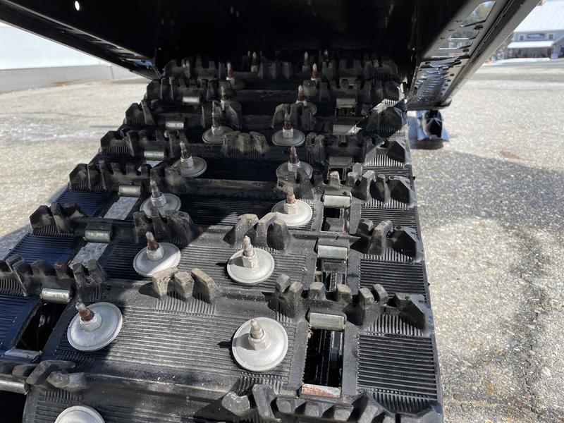 2017 Ski-Doo Renegade® Enduro ROTAX® 1200 4-TEC Ice Ripper XT - Image 5