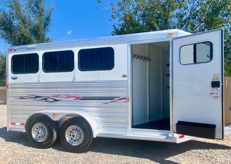 2011 Cimarron 3 Horse Bumper Pull - Image 16